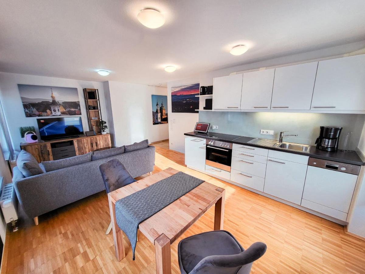 Zentrale Ferienwohnung In Aalen City Mit 4-Sternen Екстер'єр фото